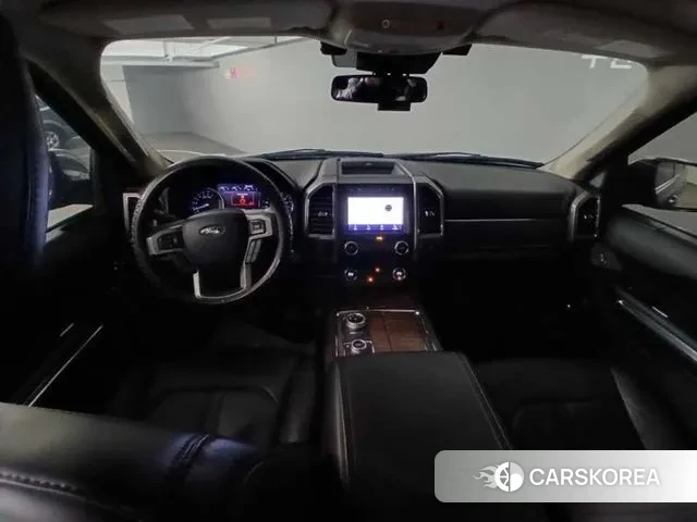 Ford Expeditation id 3343699 из Кореи 16