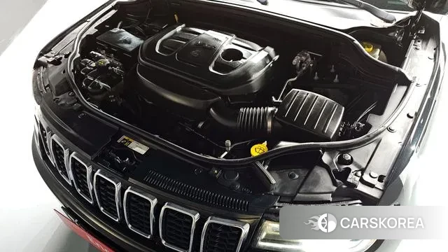 Jeep Grand Cherokee id 3735711 из Кореи 16