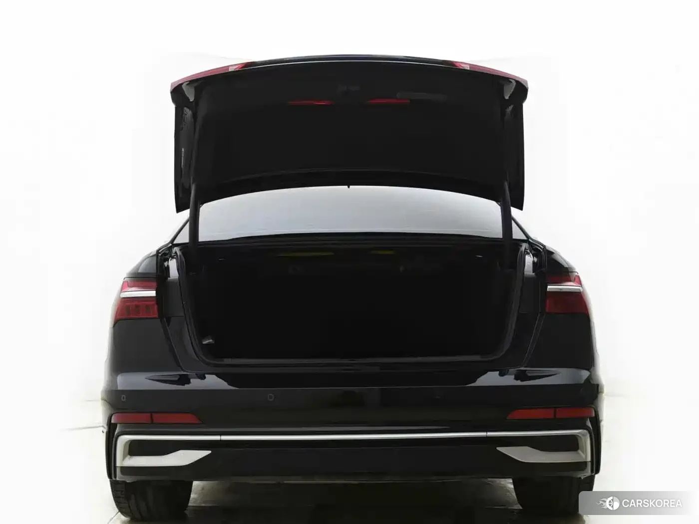 Audi A6L id 4654961 из Китая 11