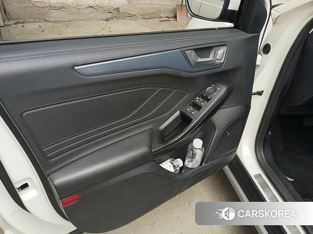 Ford Fox id 4394128 из Китая 17