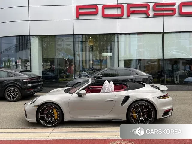 Porsche 911(992) 2024 Серебристо-серый из Кореи, фото 6