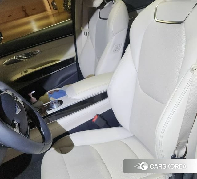 Genesis GV70 2022 Белый из Кореи, фото 6