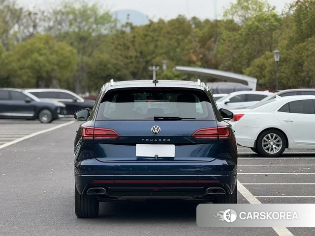 Volkswagen Touareg id 3908042 из Китая 10