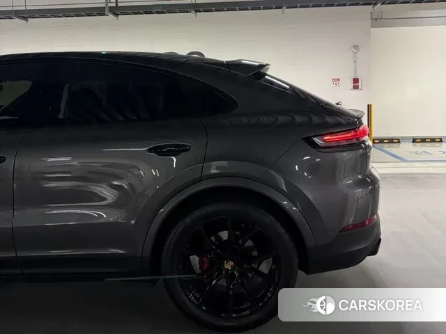 Porsche Cayenne (PO536) id 3758135 из Кореи 8
