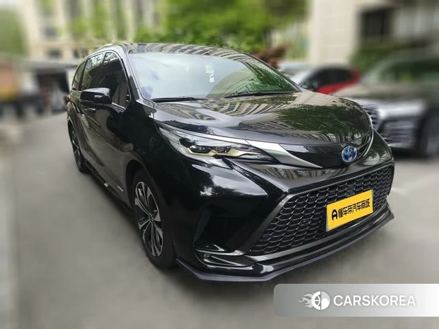 Toyota Grevia 2023 Черный из Китая, фото 6