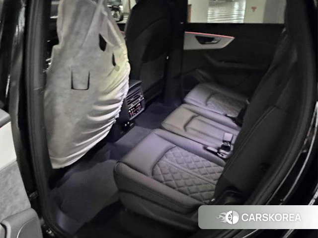 Audi Q7 (4M) 2026 Черный из Кореи, фото 6