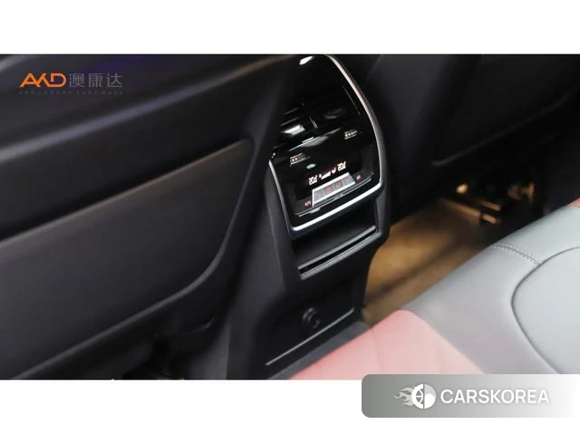 BMW X6 2024 Черный из Китая, фото 6