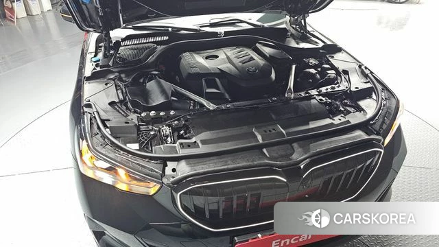 BMW 5 Series (G60) id 3850252 из Кореи 16