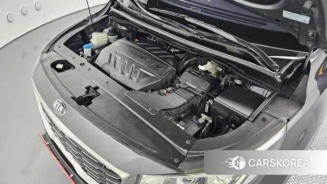 Kia The New Carnival id 3608279 из Кореи 16