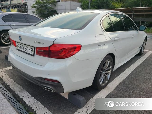 BMW 5 Series (G30) id 4536126 из Кореи 11