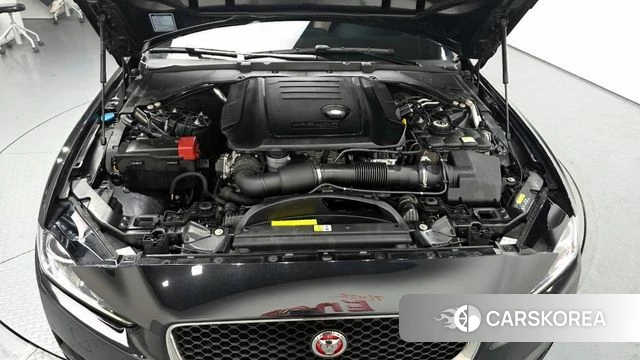 Jaguar XE id 3801560 из Кореи 16