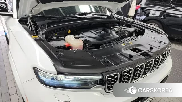 Jeep Grand Cherokee (WL) id 3126851 из Кореи 16