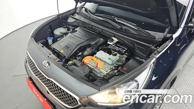 Kia Niro id 2763948 из Кореи 16