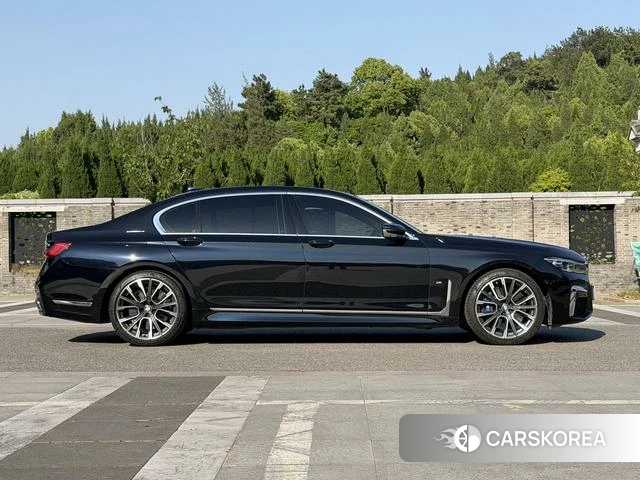 BMW 7 series id 4341882 из Китая 8