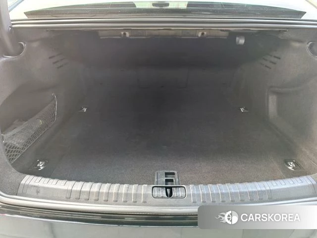 Audi A6L 2024 Черный из Китая, фото 6