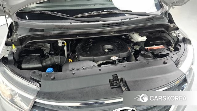 Hyundai The New Grand Starex id 4672518 из Кореи 27
