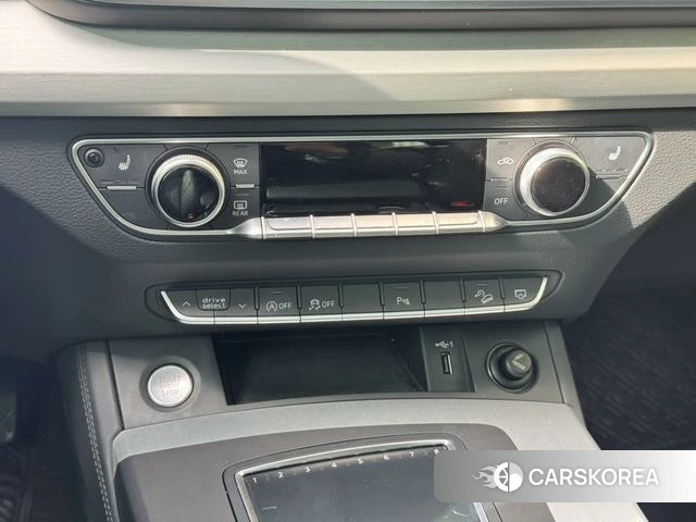 Audi Q5L id 4218184 из Китая 17