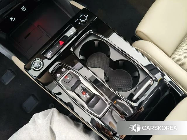 Audi Q6L e-tron id 4198957 из Китая 14