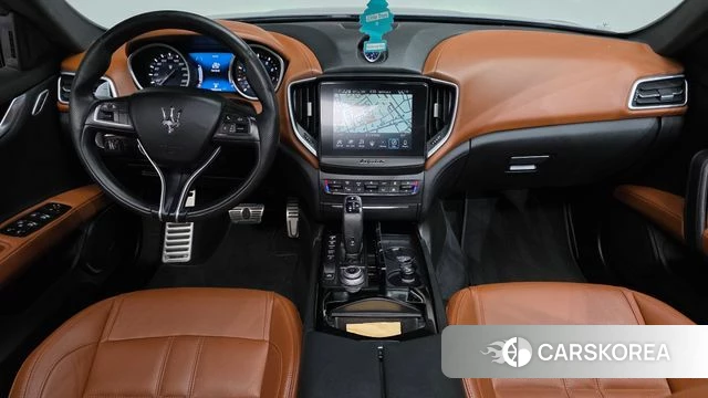 Maserati Ghibli id 3924482 из Кореи 16