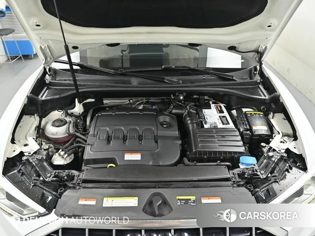 Audi Q3 (F3) 2020 Белый из Кореи, фото 6