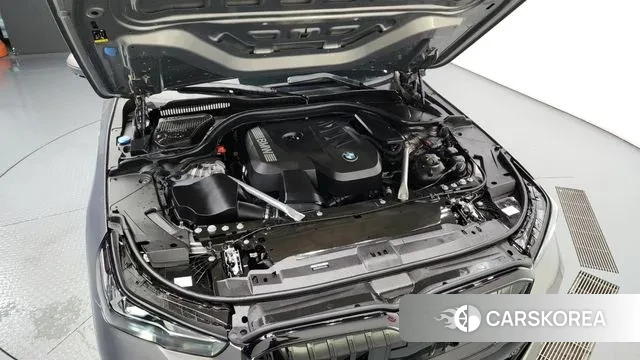 BMW 5 Series (G60) id 3087661 из Кореи 16