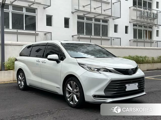 Toyota Saina id 4359099 из Китая 17