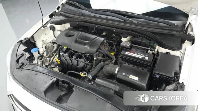 Hyundai Avante AD id 4378215 из Кореи 16