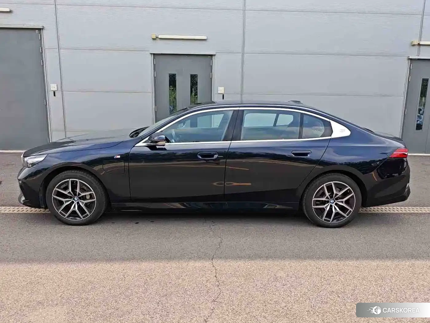 BMW i5 id 4664543 из Китая 10