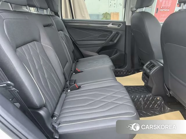 Volkswagen Tiguan L 2022 Белый из Китая, фото 6
