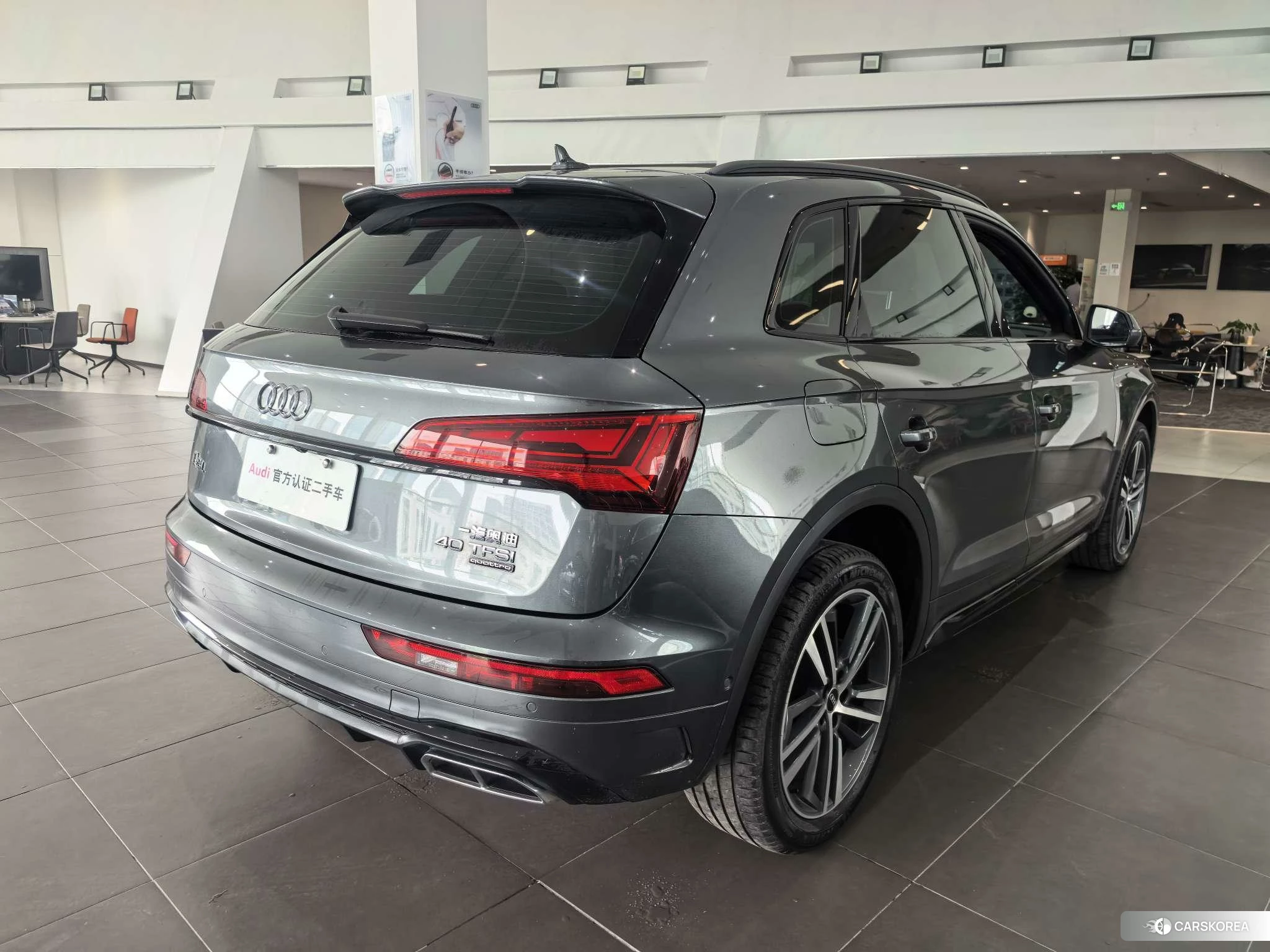 Audi Q5L id 4452614 из Китая 16