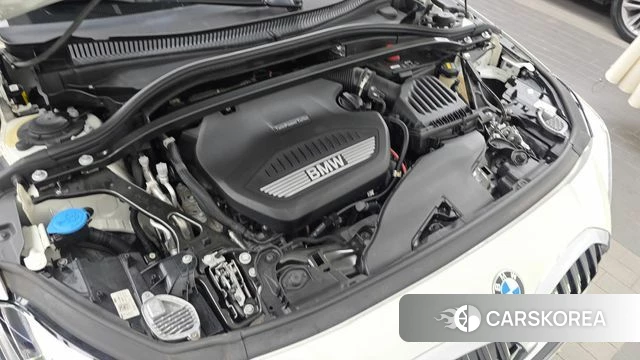 BMW 1 Series (F40) id 4476805 из Кореи 26