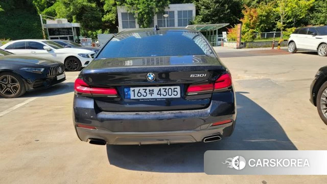 BMW 5 Series (G30) id 4894037 из Кореи 8