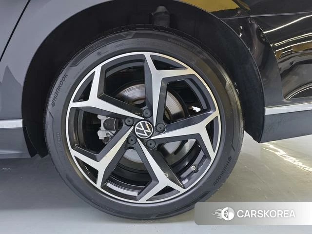 Volkswagen Magotan id 4274773 из Китая 16