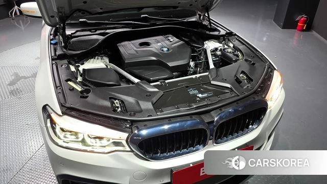 BMW 5 Series (G30) id 4410773 из Кореи 30