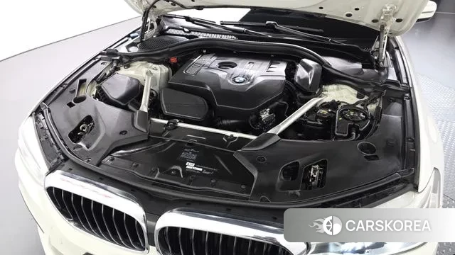 BMW 5 Series (G30) id 3413480 из Кореи 16