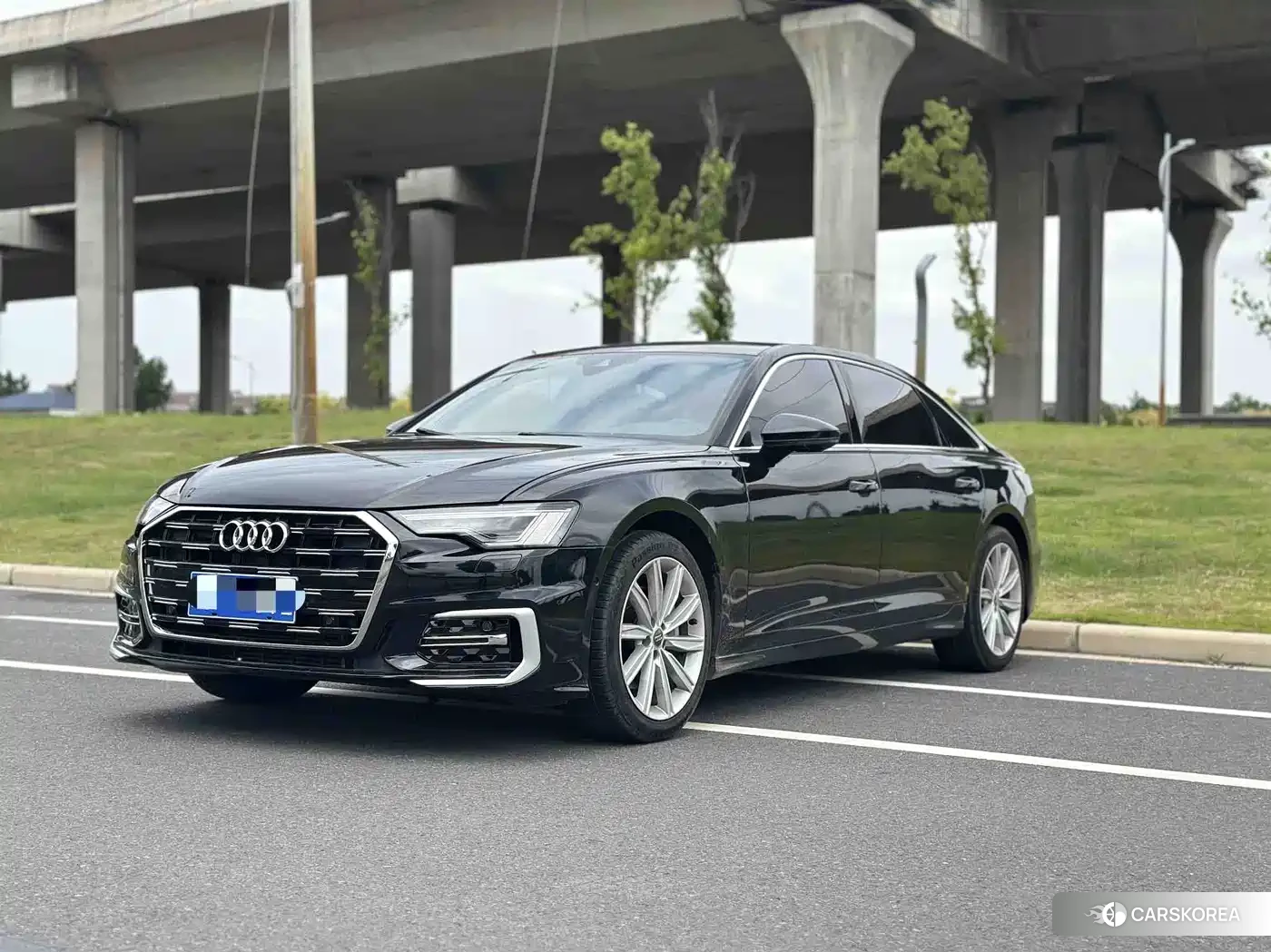 Audi A6L 2021 Черный из Китая, фото 6