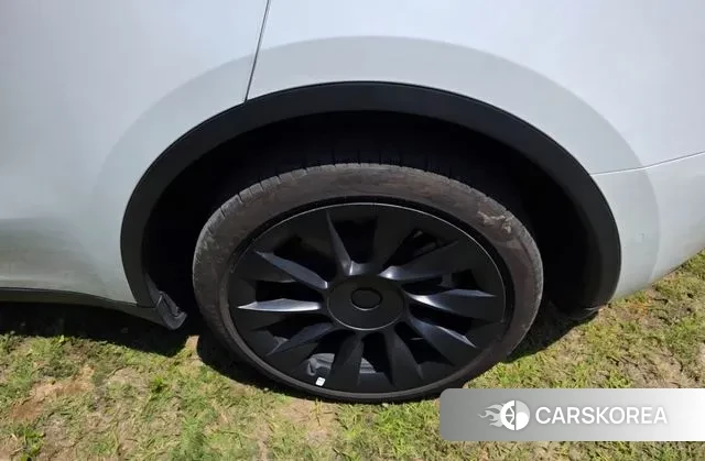 Tesla Model Y id 3021367 из Кореи 8