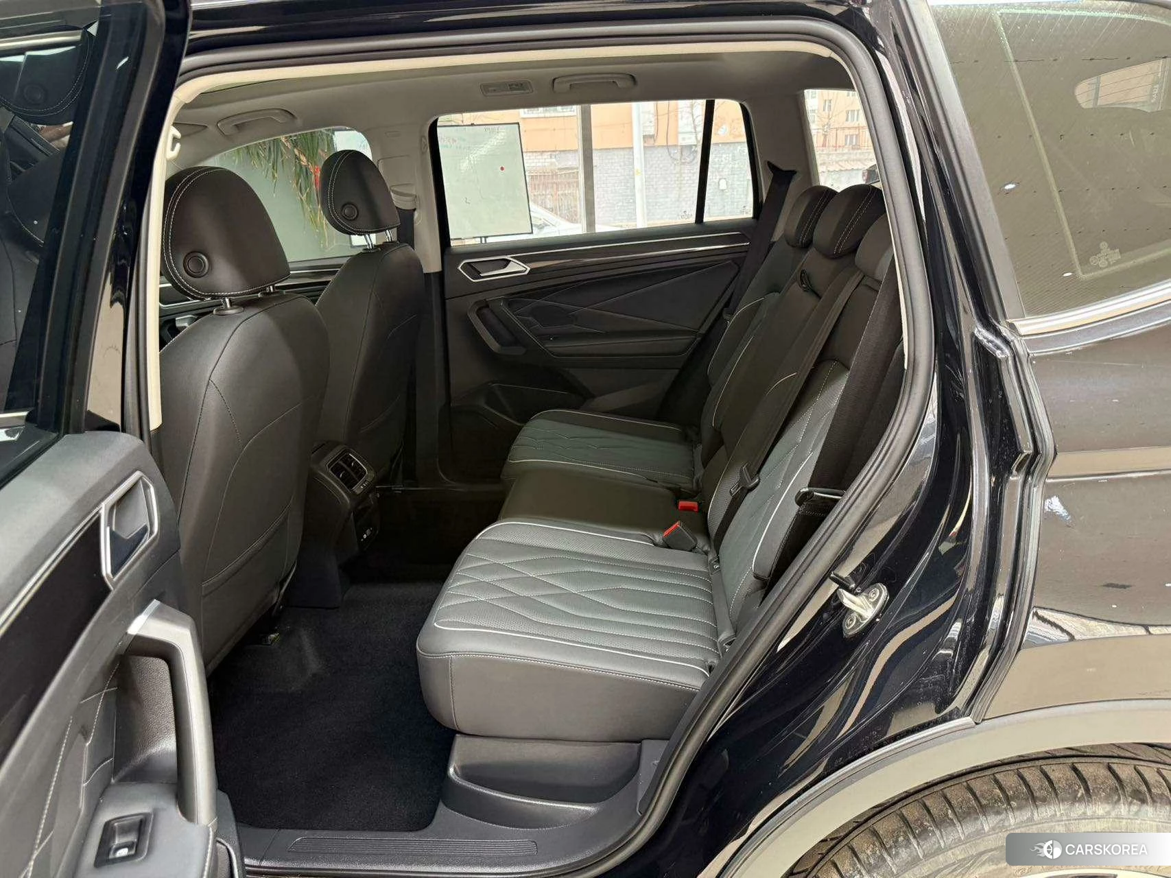 Volkswagen Tiguan L id 4510355 из Китая 19