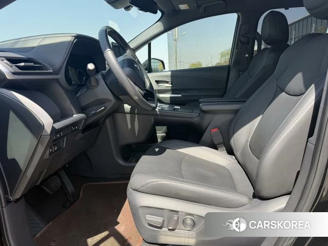Toyota Saina 2022 Черный из Китая, фото 6