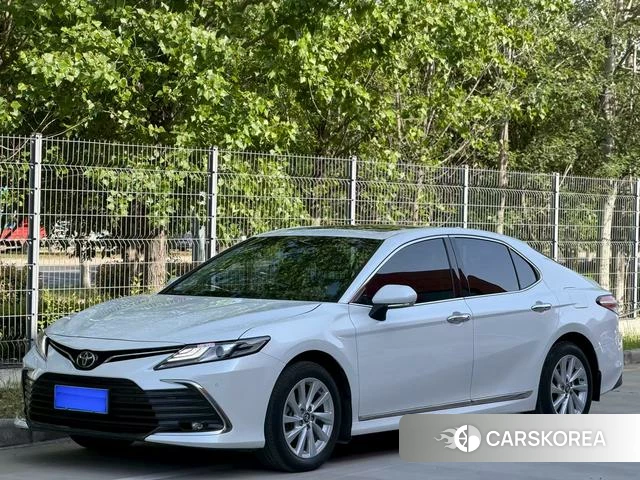 Toyota Camry 2021 Белый из Китая, фото 6