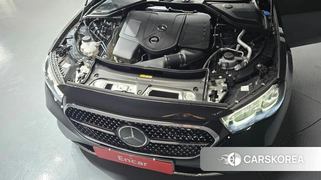 Mercedes-Benz E-Class W214 id 3909216 из Кореи 16