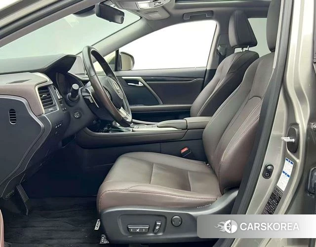 Lexus RX id 4365652 из Китая 13