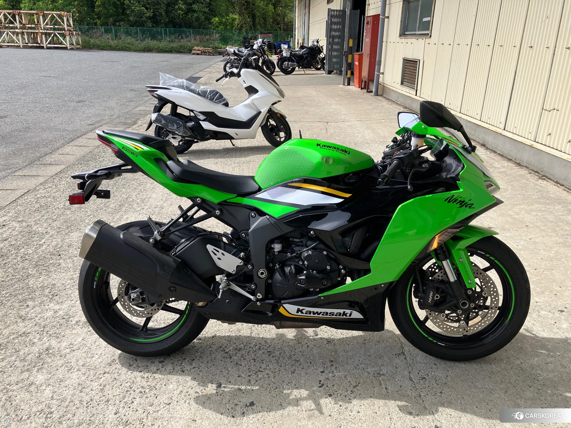 Проданный Kawasaki NINJA ZX-6R KRT id 4192800 из Японии, фото 6