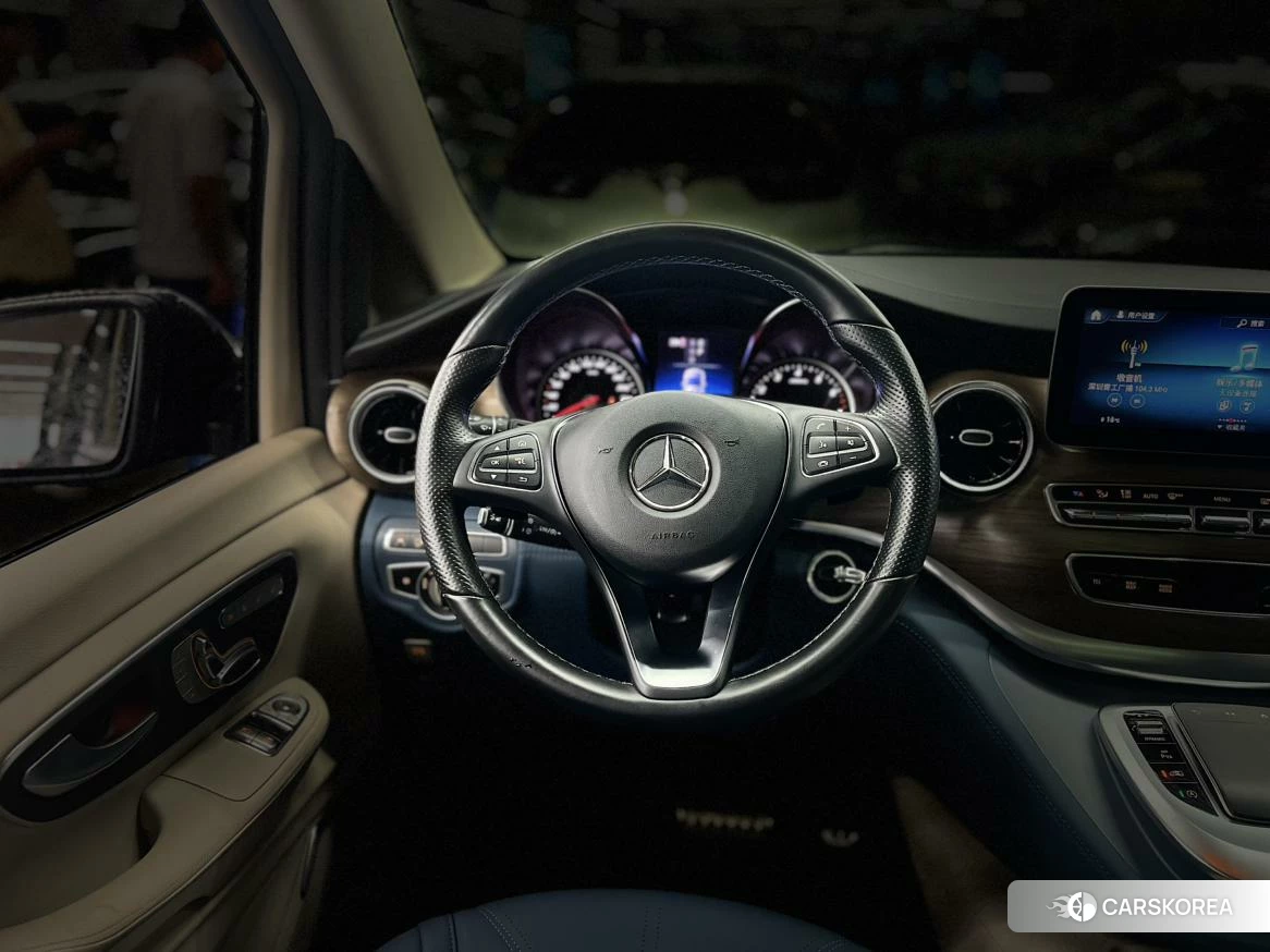 Mercedes-Benz V-class id 4467798 из Китая 11