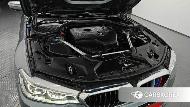 BMW 5 Series (G30) id 4318168 из Кореи 16