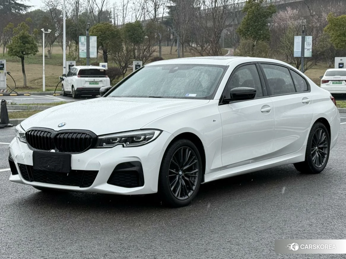 BMW 3 series id 4498565 из Китая 12