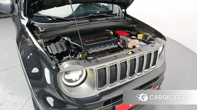 Jeep Renegade id 3469097 из Кореи 16