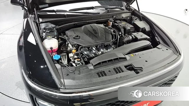 Hyundai Grandeur (GN7) id 3042950 из Кореи 16