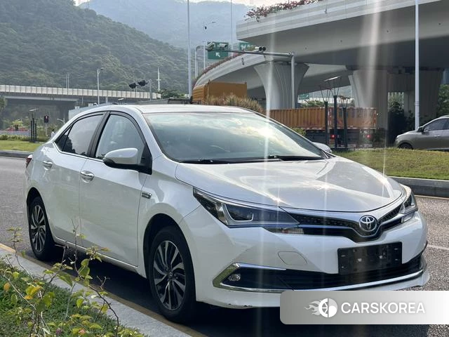 Toyota Corolla dual engine E+ id 4213003 из Китая 12