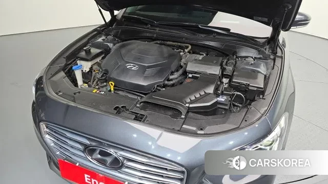 Hyundai Grandeur IG id 3297780 из Кореи 16